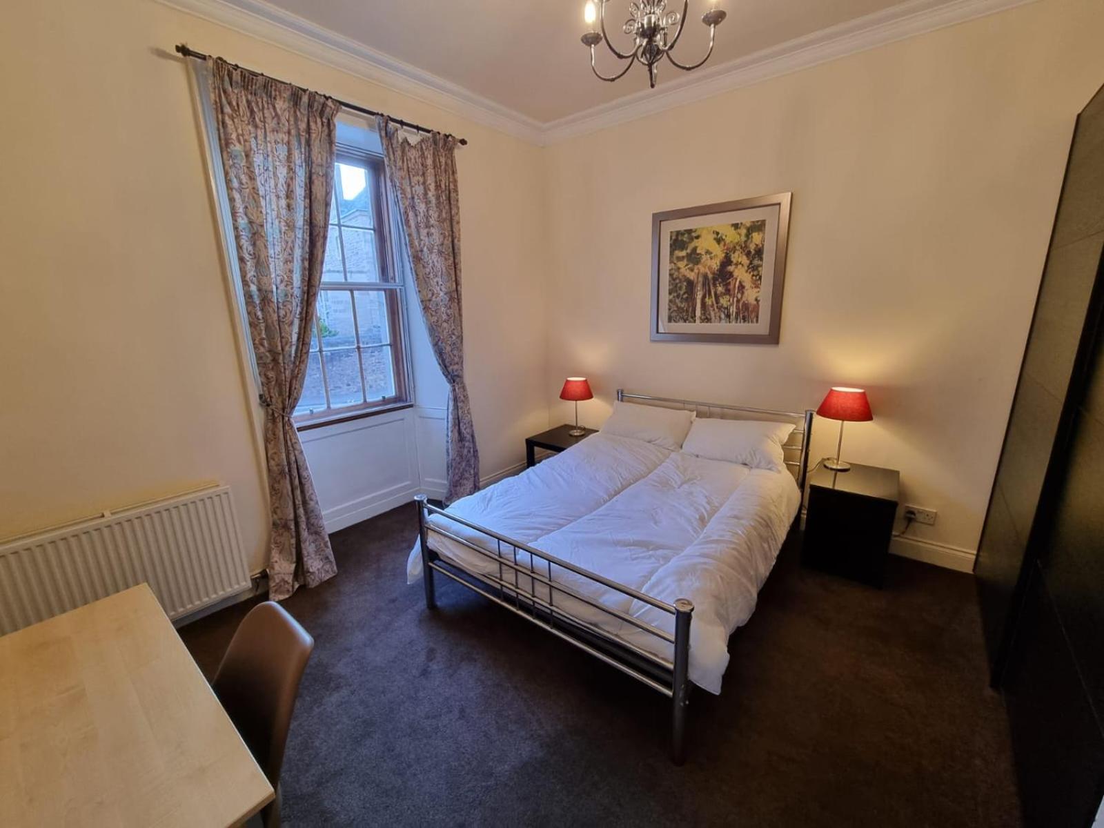 Apartment 10 Min Walk 2 Royal Mile Edinburgh